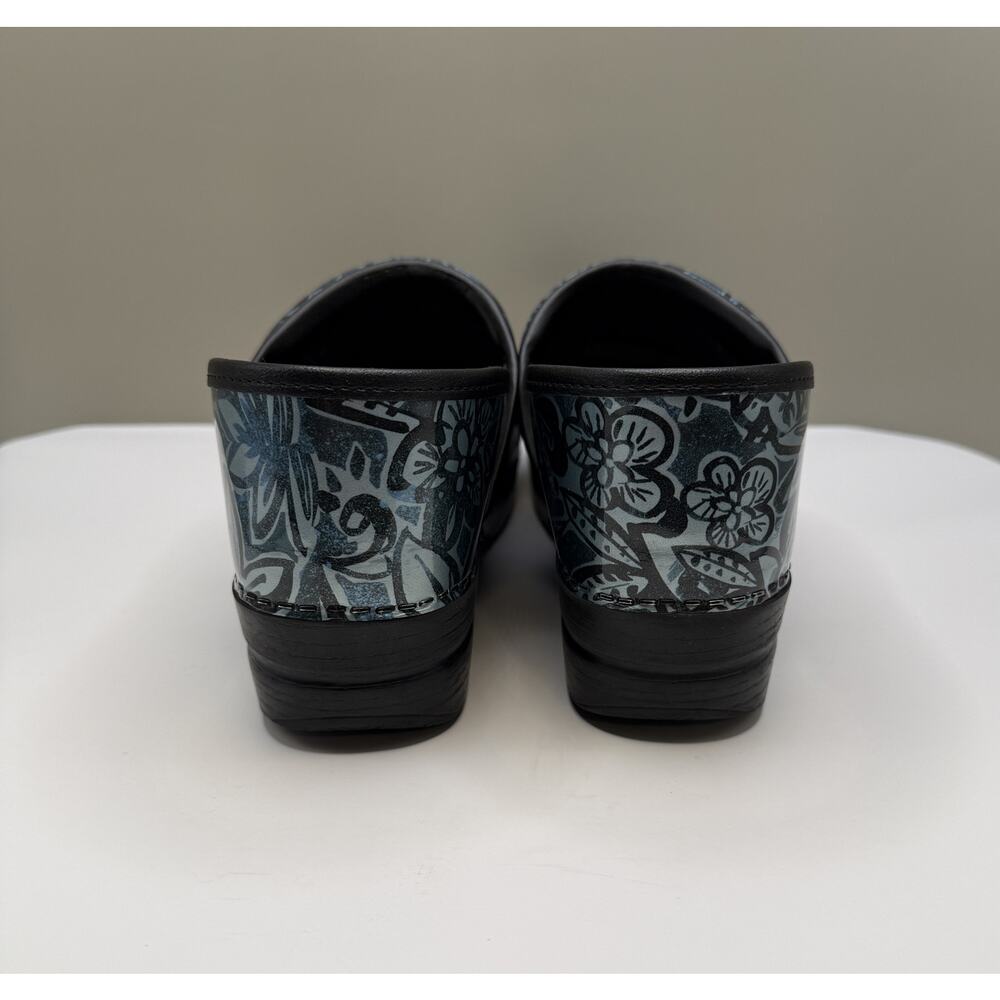 Dansko Professional Floral Patent Clogs Denim Print Size 40 US 9-9.5 - Picture 7 of 8